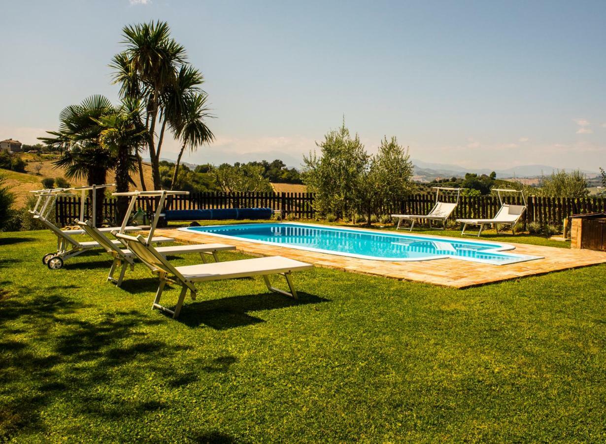 La Vigna Countrybnb Montottone ภายนอก รูปภาพ